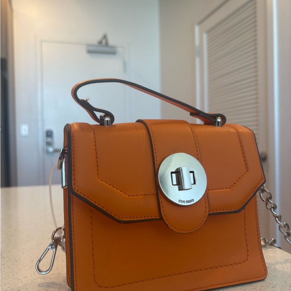 Steve Madden Orange Crossbody Bag with Chic Design